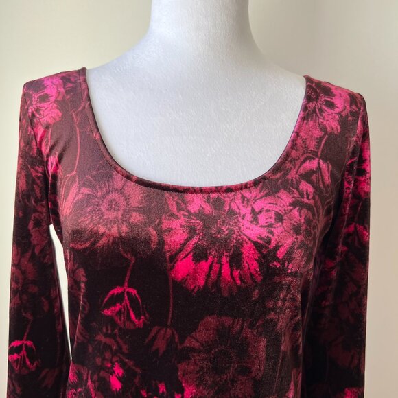 🖤🍷 Garage Red Burgundy Fitted Velvet Mini Dress - Open Back (Size L) 🍷🖤 - Picture 2 of 7